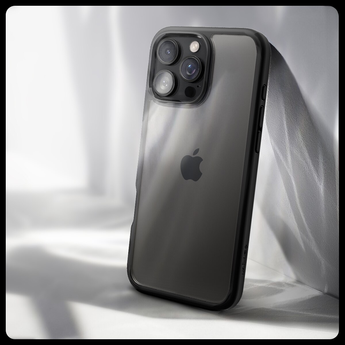 Coque Ultra Hybrid iPhone 16 Pro, Matte Black
