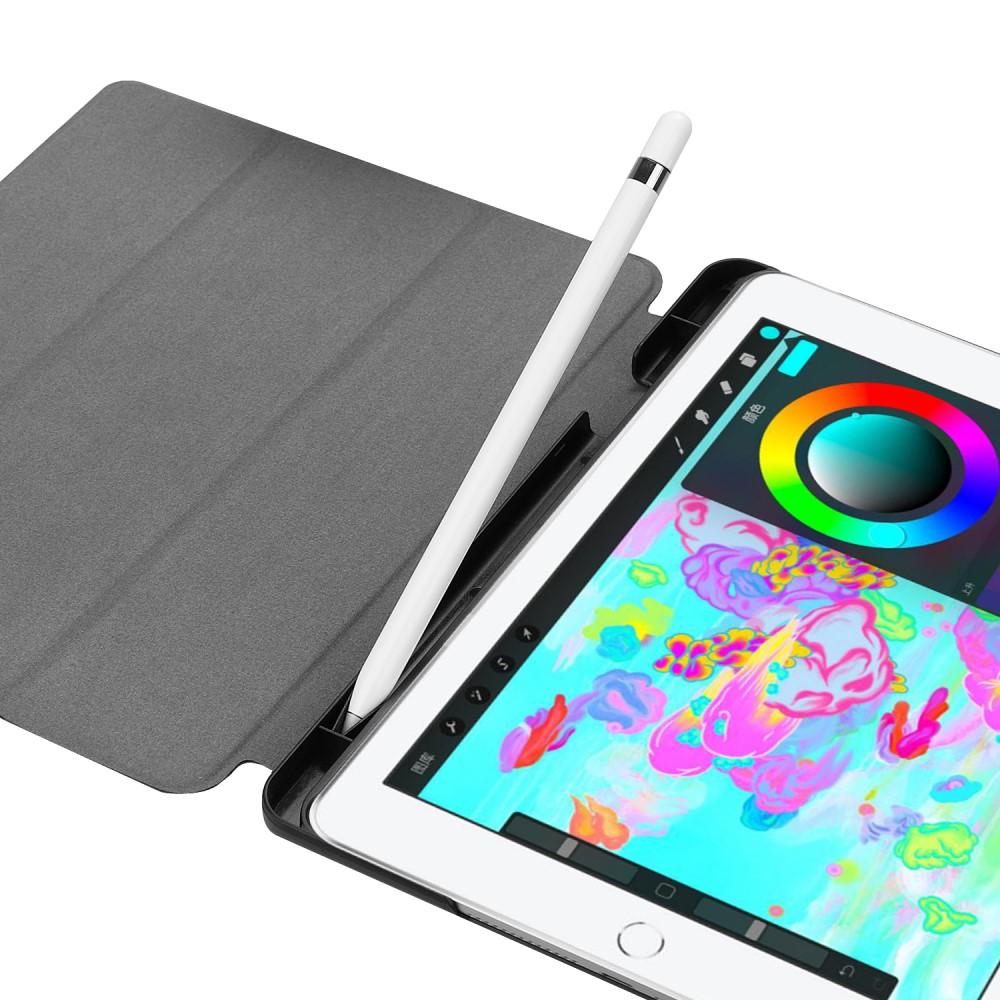 Étui Tri-Fold avec porte-stylo iPad 9.7 6th Gen (2018), noir
